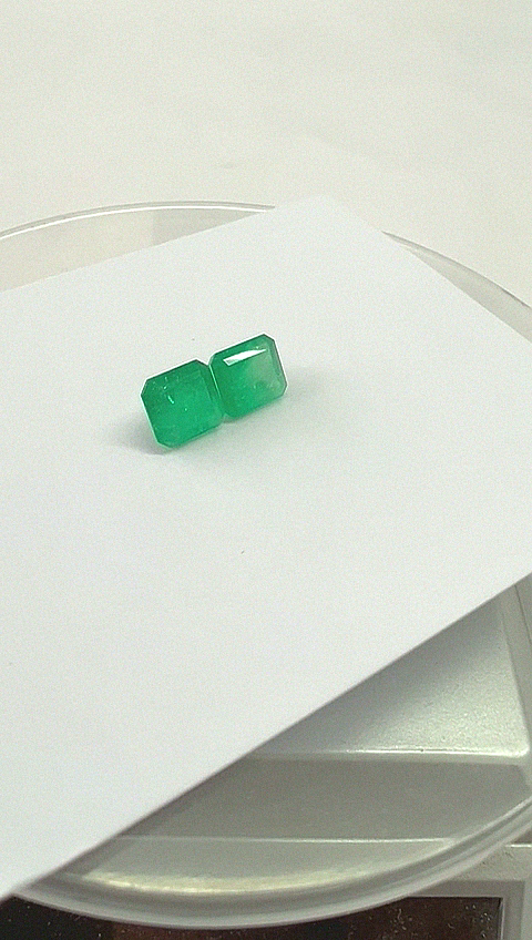 4.44 Colombian Emerald Pair