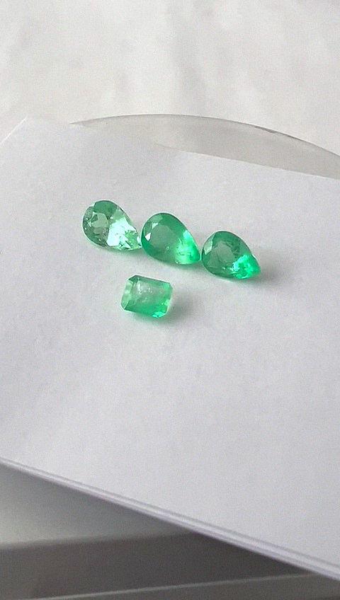 4.91 Ct. Colombian Emerald Set