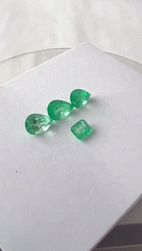 4.91 Ct. Colombian Emerald Set