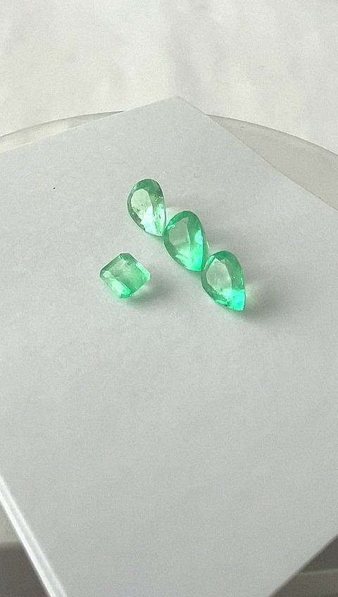 4.91 Ct. Colombian Emerald Set