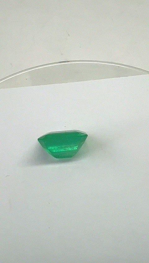 6.65 Ct.   Colombian Emerald 