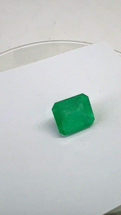 6.65 Ct.   Colombian Emerald 