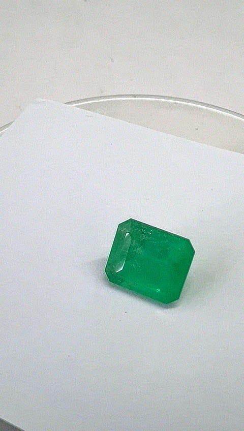 6.65 Ct.   Colombian Emerald 