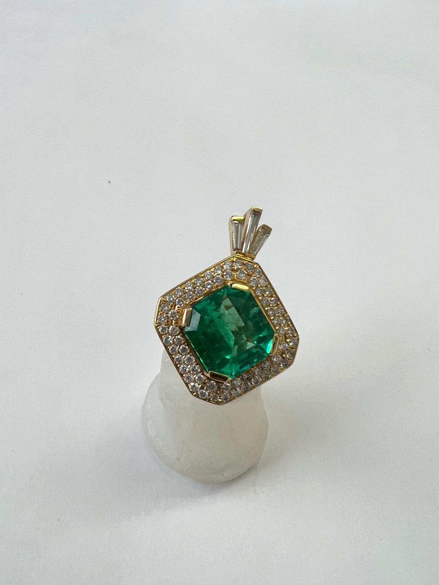 4.80ct Colombian  Emerald  & Diamond Pendant 
