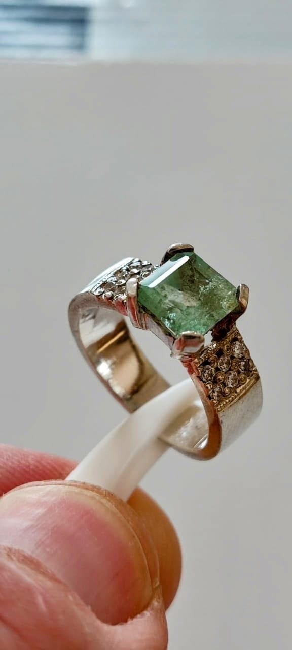 1.08 Ct. Colombian Emerald Ring 